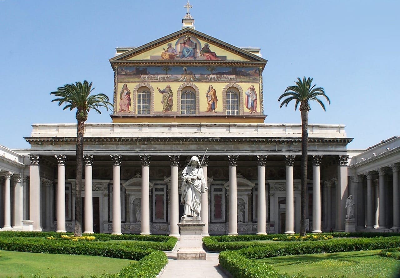 サン・パオロ・フオーリ・レ・ムーラ大聖堂
